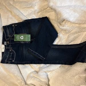 NWT silver jeans Tammy Size 4 girls